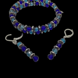 Blue crystal memory spring bracelet with earrings